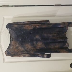 Cal Style Tye Dye Navy & Tan Silver Studded Tunic Top